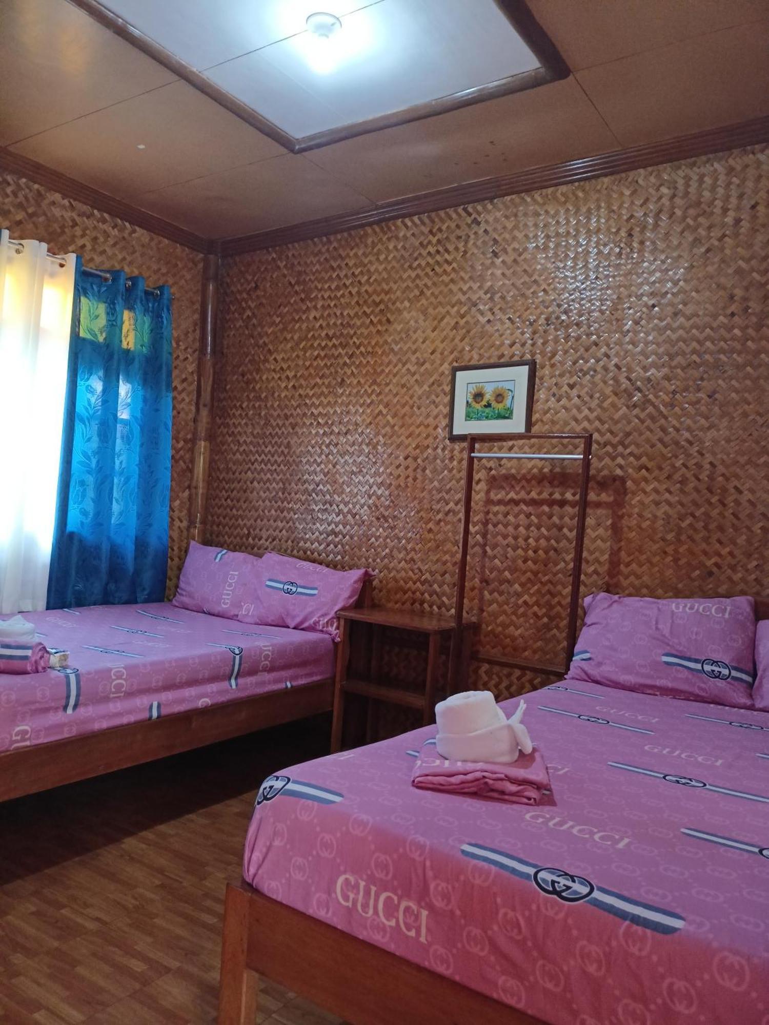 Victoria Guest House And Cottages Puerto Princesa Exterior photo