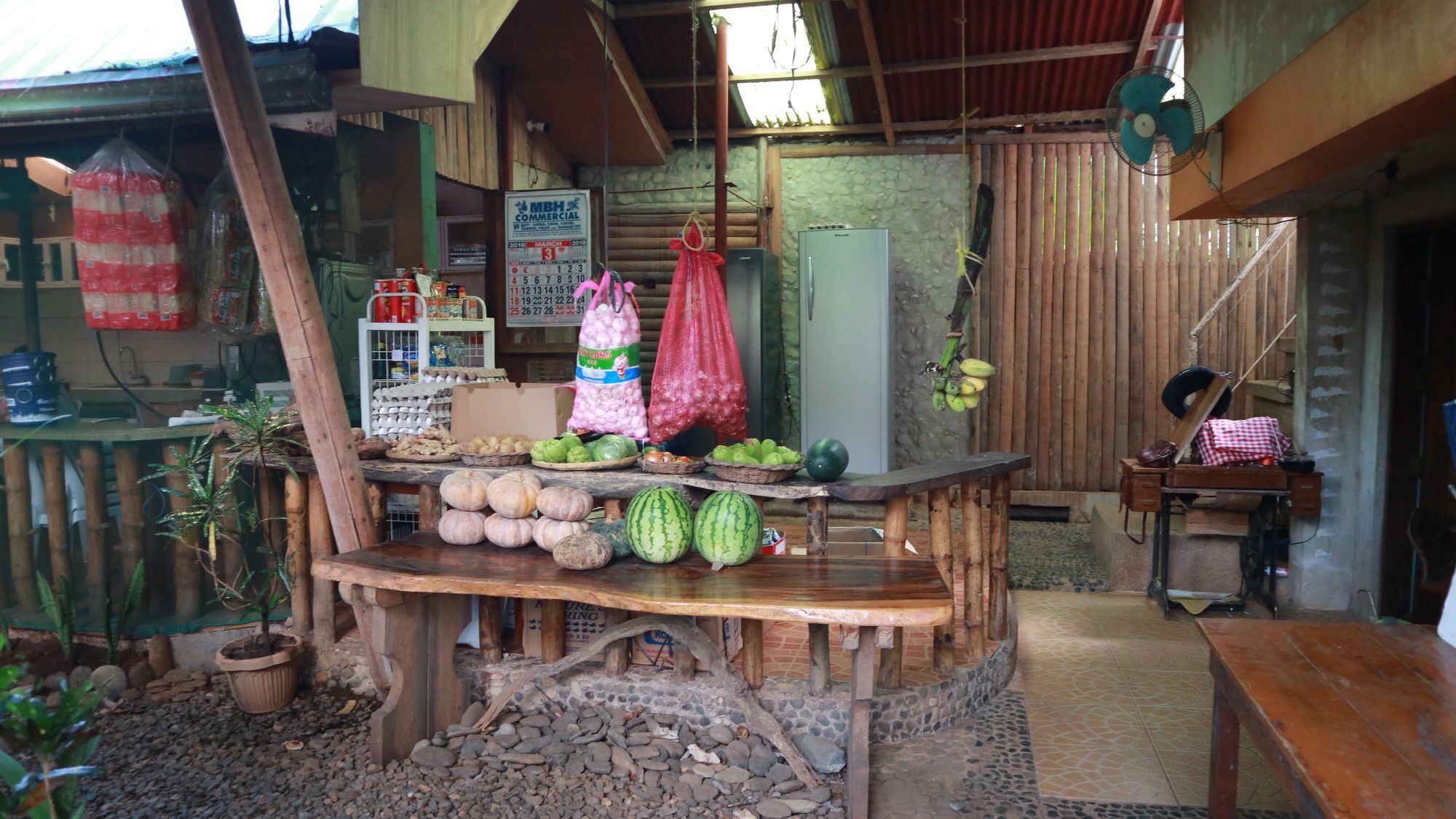 Victoria Guest House And Cottages Puerto Princesa Exterior photo